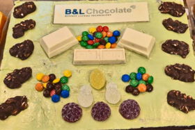 Schokolade und Geleefrüchte